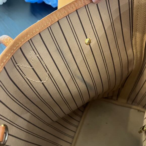 Authentic Louis Vuitton Neverfull MM Monogram Pre Owned - Picture 4 of 10